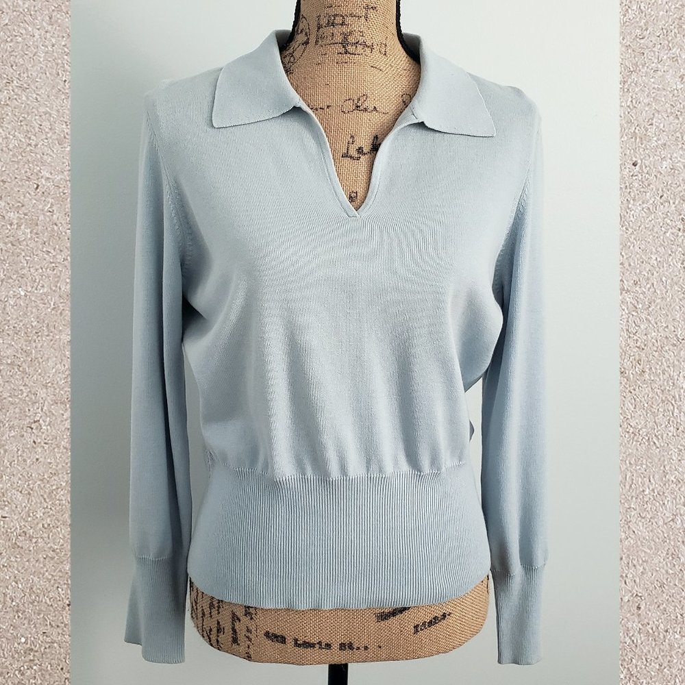 Collared Sweater with high waist
